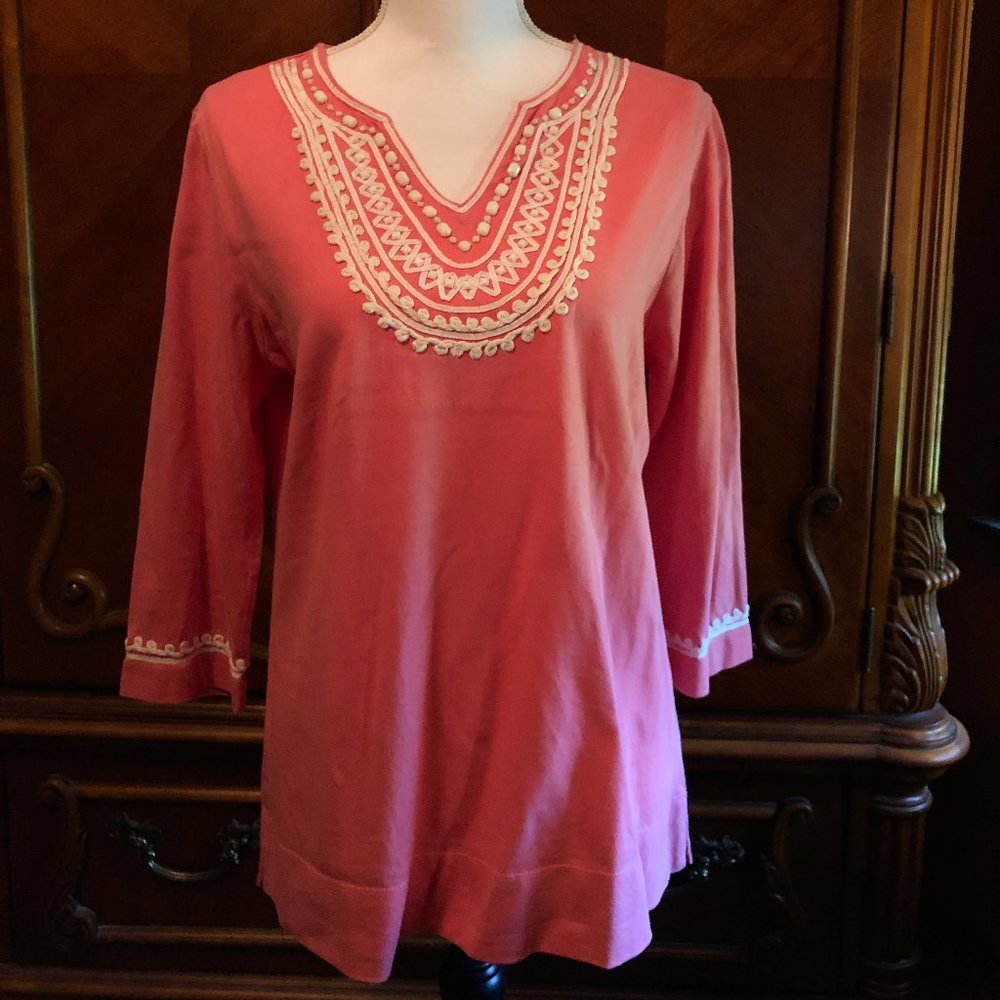 "Appleseed's" Pretty Pinkish/Salmon Colored Top